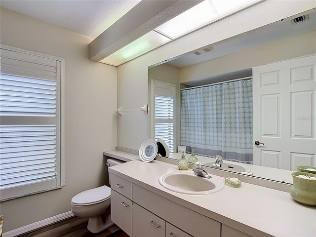 2102 LAINDALE PLACE, Valrico, FL 33596