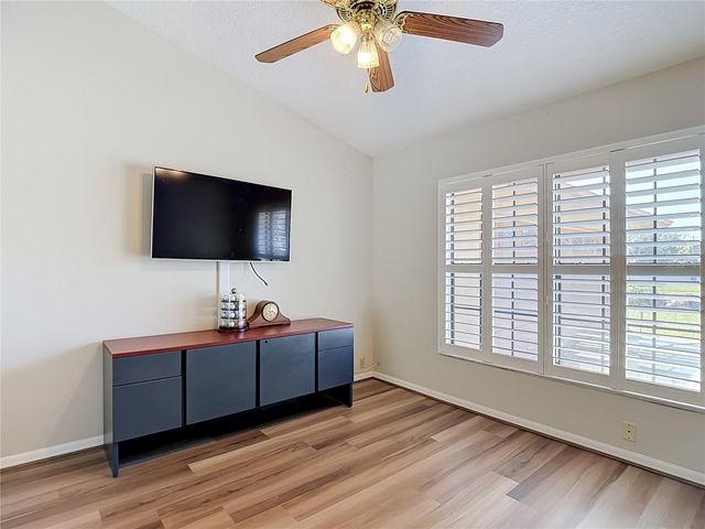 2102 LAINDALE PLACE, Valrico, FL 33596