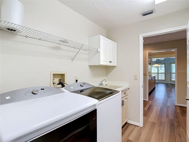2102 LAINDALE PLACE, Valrico, FL 33596