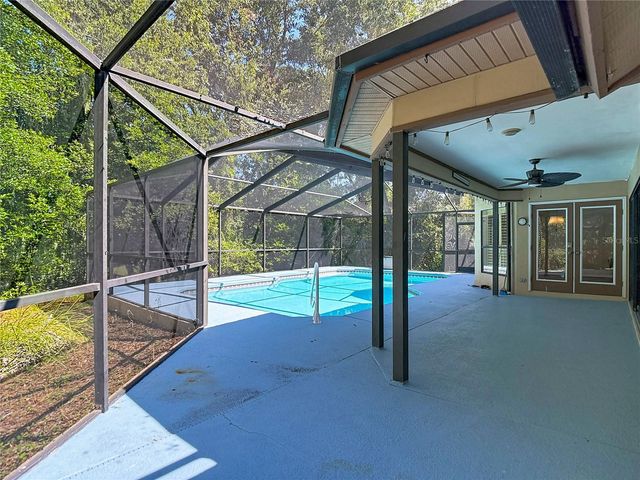2102 LAINDALE PLACE, Valrico, FL 33596