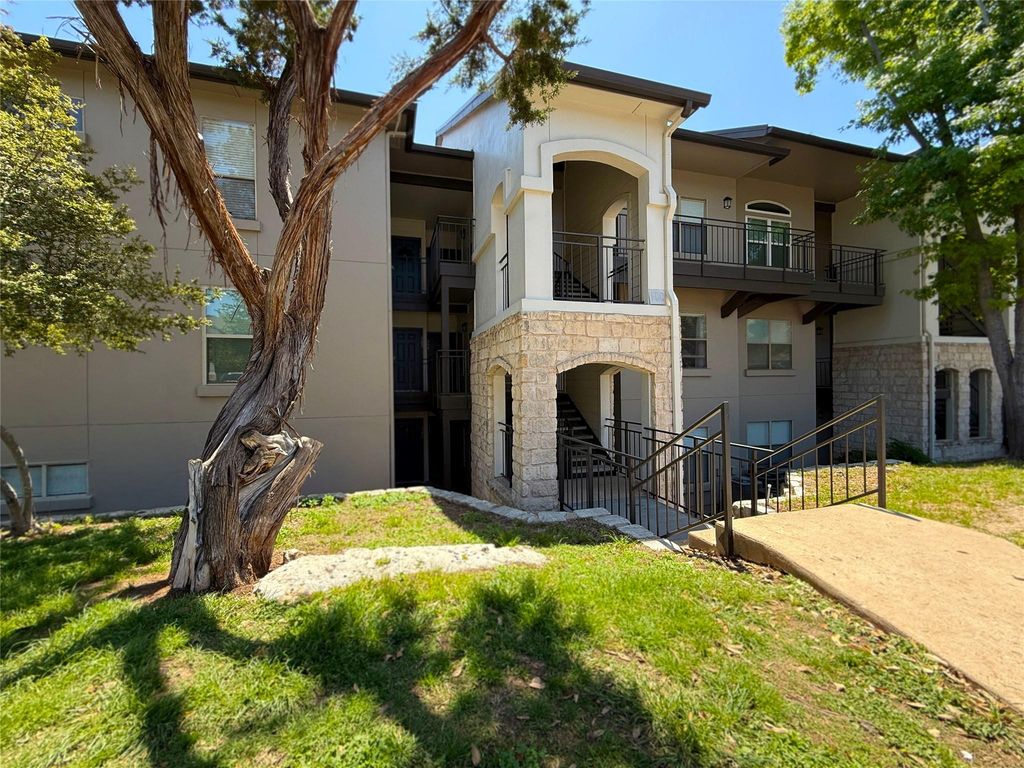 6000 Shepherd Mountain CV 302, Austin, TX 78730