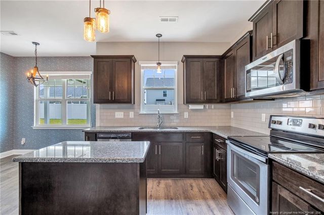 222 Brentmoor Drive, Raeford, NC 28376