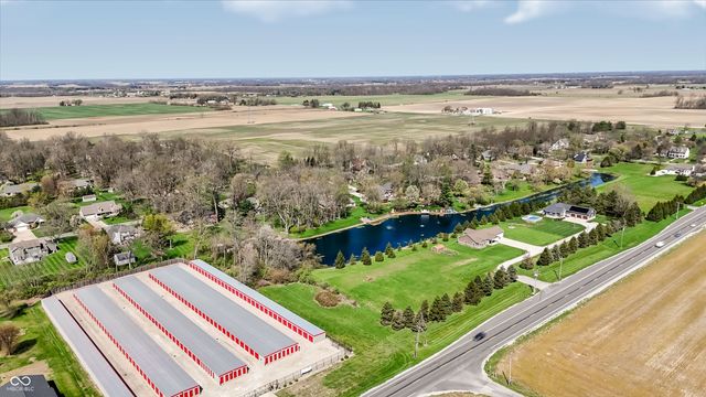 5571 N Red Oak Drive, Greenfield, IN 46140