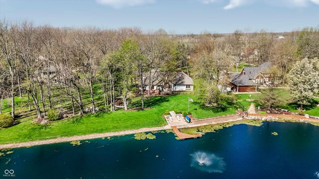 5571 N Red Oak Drive, Greenfield, IN 46140