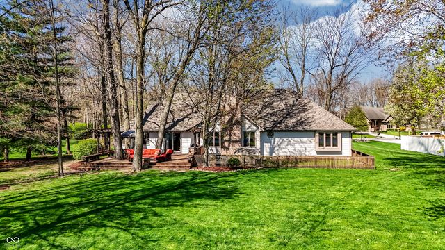 5571 N Red Oak Drive, Greenfield, IN 46140