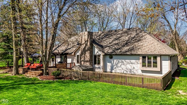 5571 N Red Oak Drive, Greenfield, IN 46140