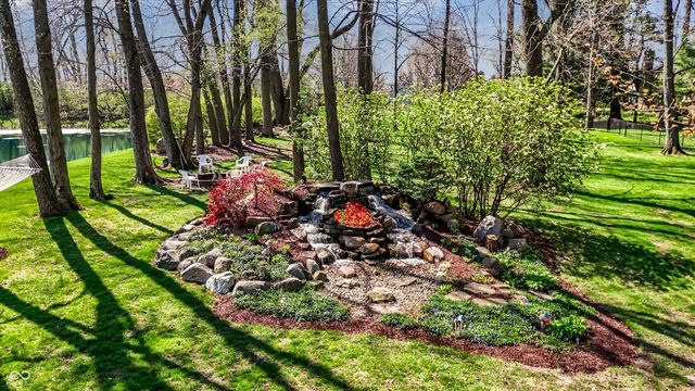 5571 N Red Oak Drive, Greenfield, IN 46140