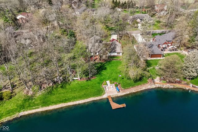 5571 N Red Oak Drive, Greenfield, IN 46140