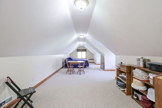 5571 N Red Oak Drive, Greenfield, IN 46140