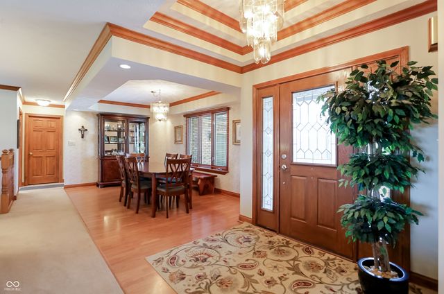 5571 N Red Oak Drive, Greenfield, IN 46140