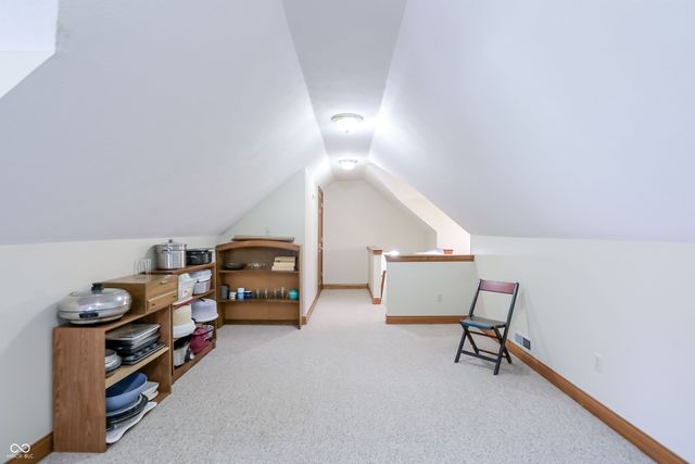 5571 N Red Oak Drive, Greenfield, IN 46140