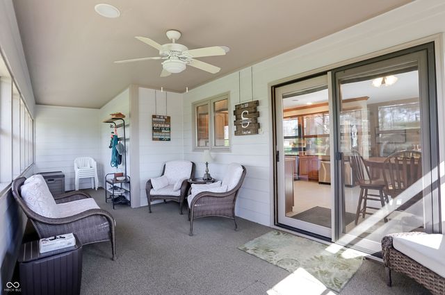 5571 N Red Oak Drive, Greenfield, IN 46140