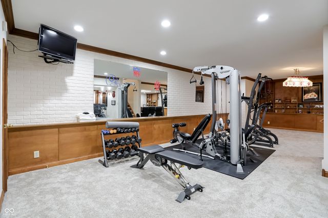 5571 N Red Oak Drive, Greenfield, IN 46140