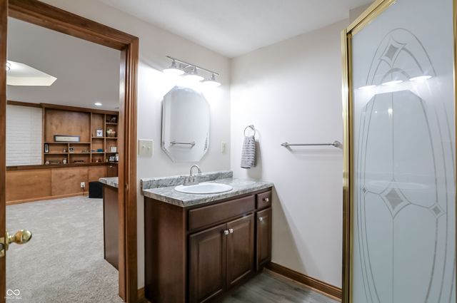 5571 N Red Oak Drive, Greenfield, IN 46140