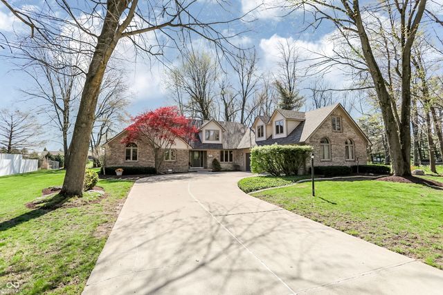 5571 N Red Oak Drive, Greenfield, IN 46140