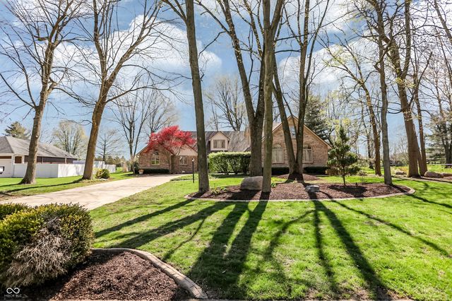 5571 N Red Oak Drive, Greenfield, IN 46140
