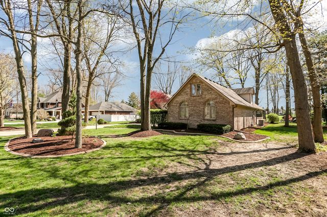 5571 N Red Oak Drive, Greenfield, IN 46140