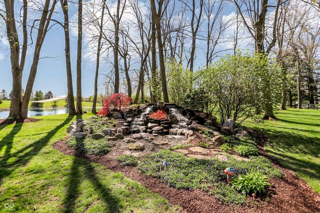 5571 N Red Oak Drive, Greenfield, IN 46140