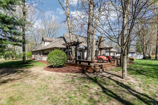 5571 N Red Oak Drive, Greenfield, IN 46140