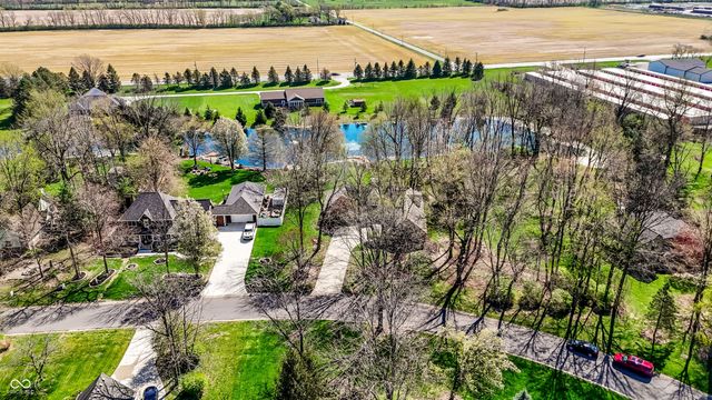 5571 N Red Oak Drive, Greenfield, IN 46140