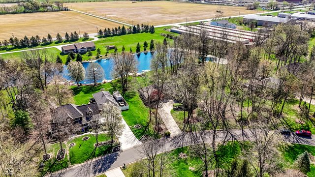 5571 N Red Oak Drive, Greenfield, IN 46140