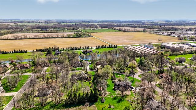 5571 N Red Oak Drive, Greenfield, IN 46140