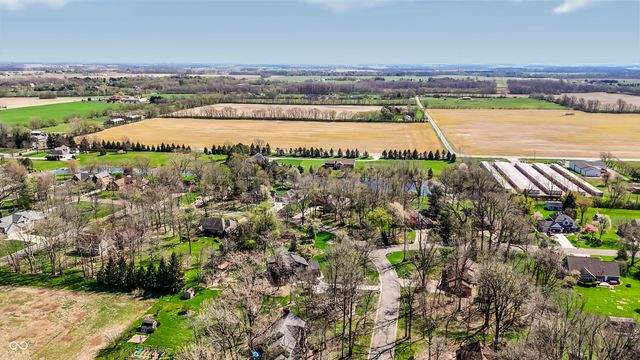 5571 N Red Oak Drive, Greenfield, IN 46140