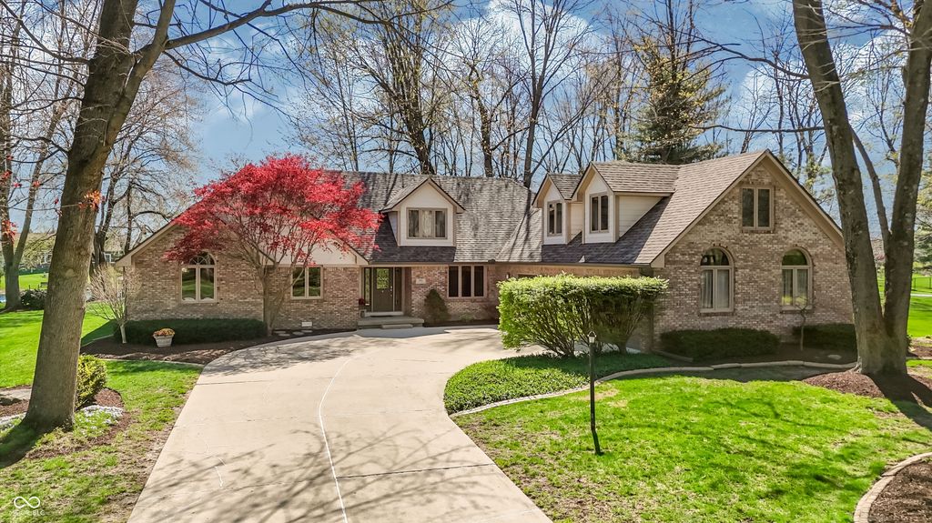 5571 N Red Oak Drive, Greenfield, IN 46140