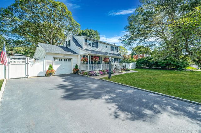 309 Harrison Avenue, Miller Place, NY 11764