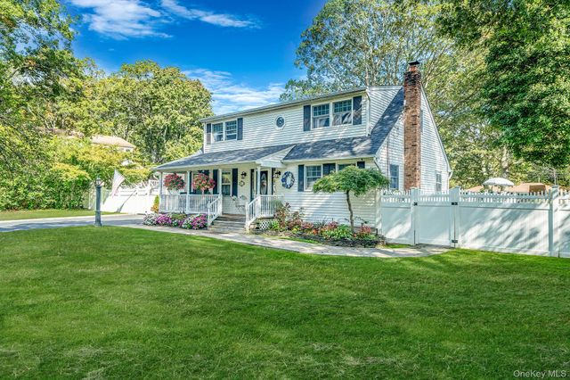 309 Harrison Avenue, Miller Place, NY 11764