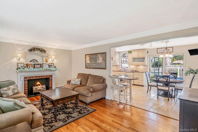 309 Harrison Avenue, Miller Place, NY 11764