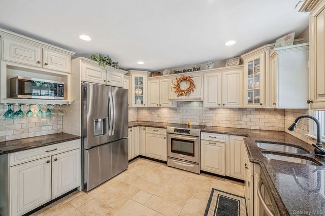 309 Harrison Avenue, Miller Place, NY 11764