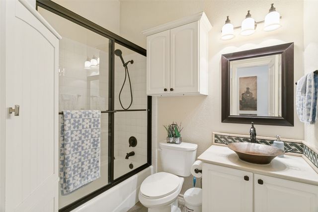 101 Shady Valley Circle, Weatherford, TX 76086