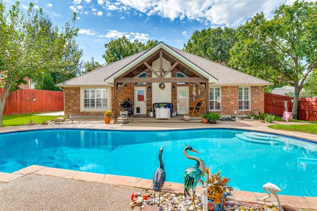 101 Shady Valley Circle, Weatherford, TX 76086