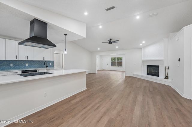 3268 WILDERNESS Circle, Middleburg, FL 32068