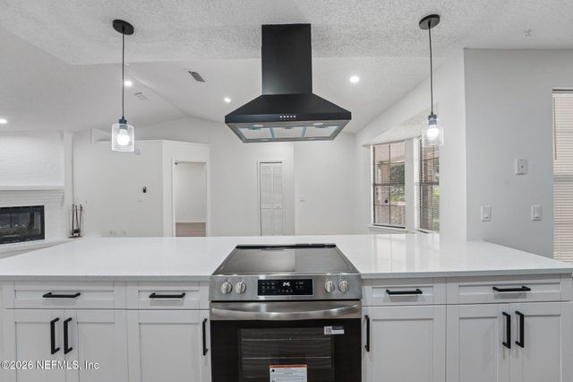 3268 WILDERNESS Circle, Middleburg, FL 32068