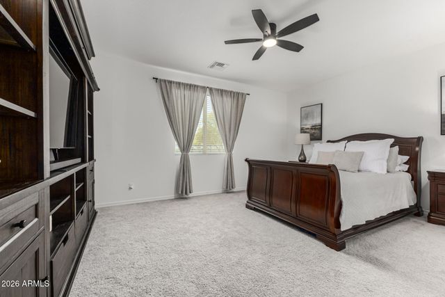 3255 E REBEL Lane, San Tan Valley, AZ 85143