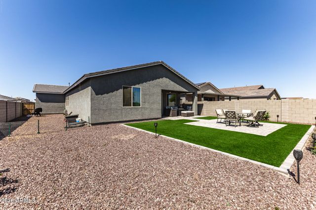 3255 E REBEL Lane, San Tan Valley, AZ 85143