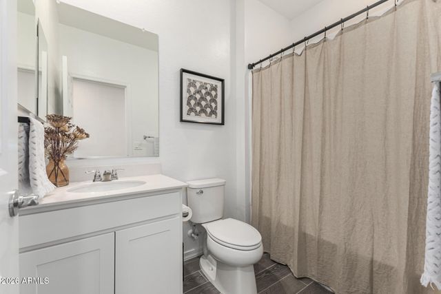 3255 E REBEL Lane, San Tan Valley, AZ 85143