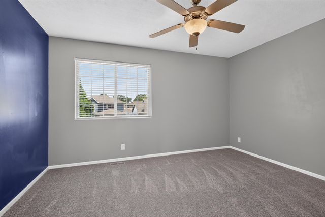 2527 PAVICH Drive, Council Bluffs, IA 51501
