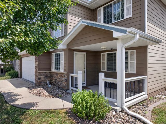 2527 PAVICH Drive, Council Bluffs, IA 51501