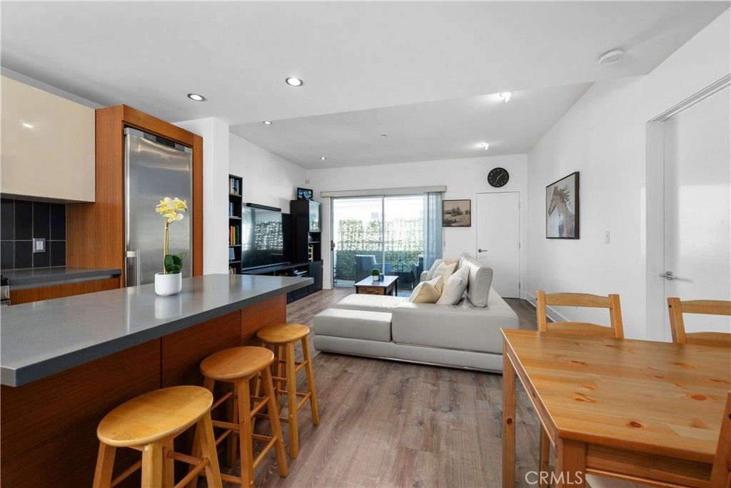 1700 Sawtelle Boulevard 317, Los Angeles, CA 90025 — photo 3