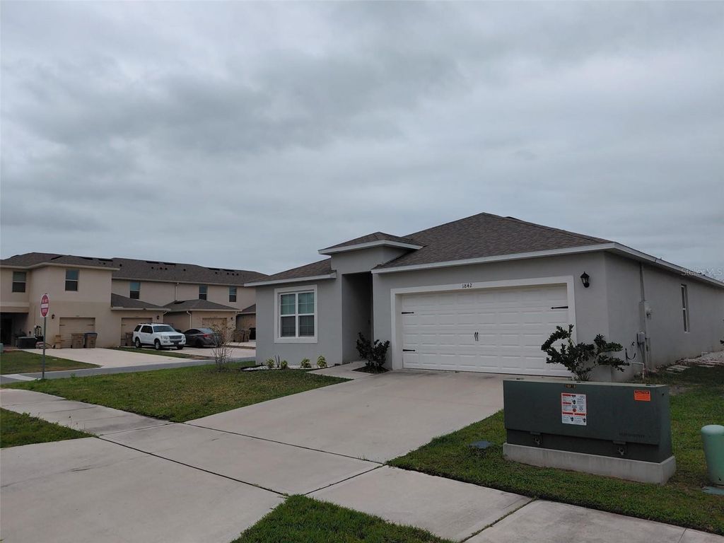 Image 1 of property listing at 1842 EGRET MEADOWS AVENUE, Kissimmee, FL 34744