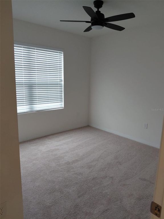 Image 12 of property listing at 1842 EGRET MEADOWS AVENUE, Kissimmee, FL 34744