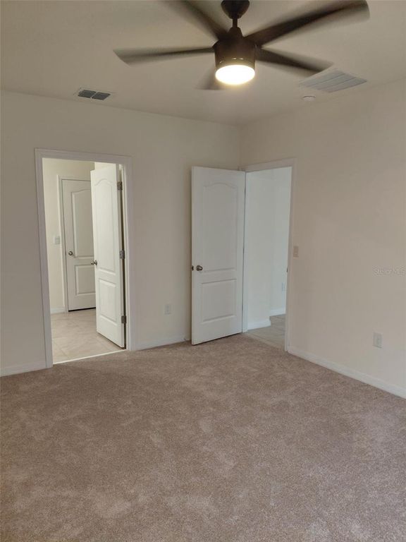 Image 19 of property listing at 1842 EGRET MEADOWS AVENUE, Kissimmee, FL 34744