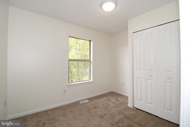 11200 ROBINS GLENN DR, Hagerstown, MD 21742