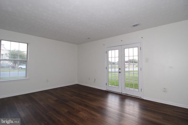 11200 ROBINS GLENN DR, Hagerstown, MD 21742