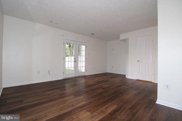 11200 ROBINS GLENN DR, Hagerstown, MD 21742