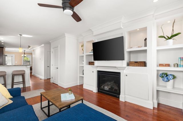 6-8 Water Street 6, Boston, MA 02122