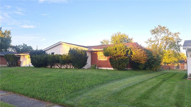316 Carthage Place, Trotwood, OH 45426